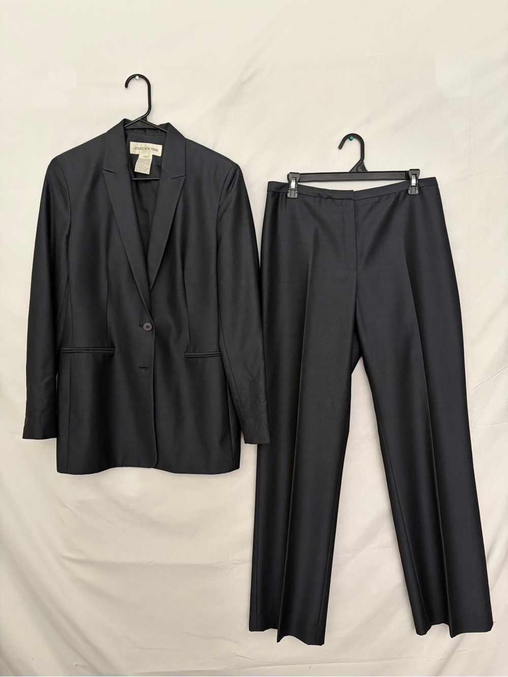 Jones New York Womens 10 Wool Mohair 2 Piece Suit Dark Charcoal Navy READ
(A943)